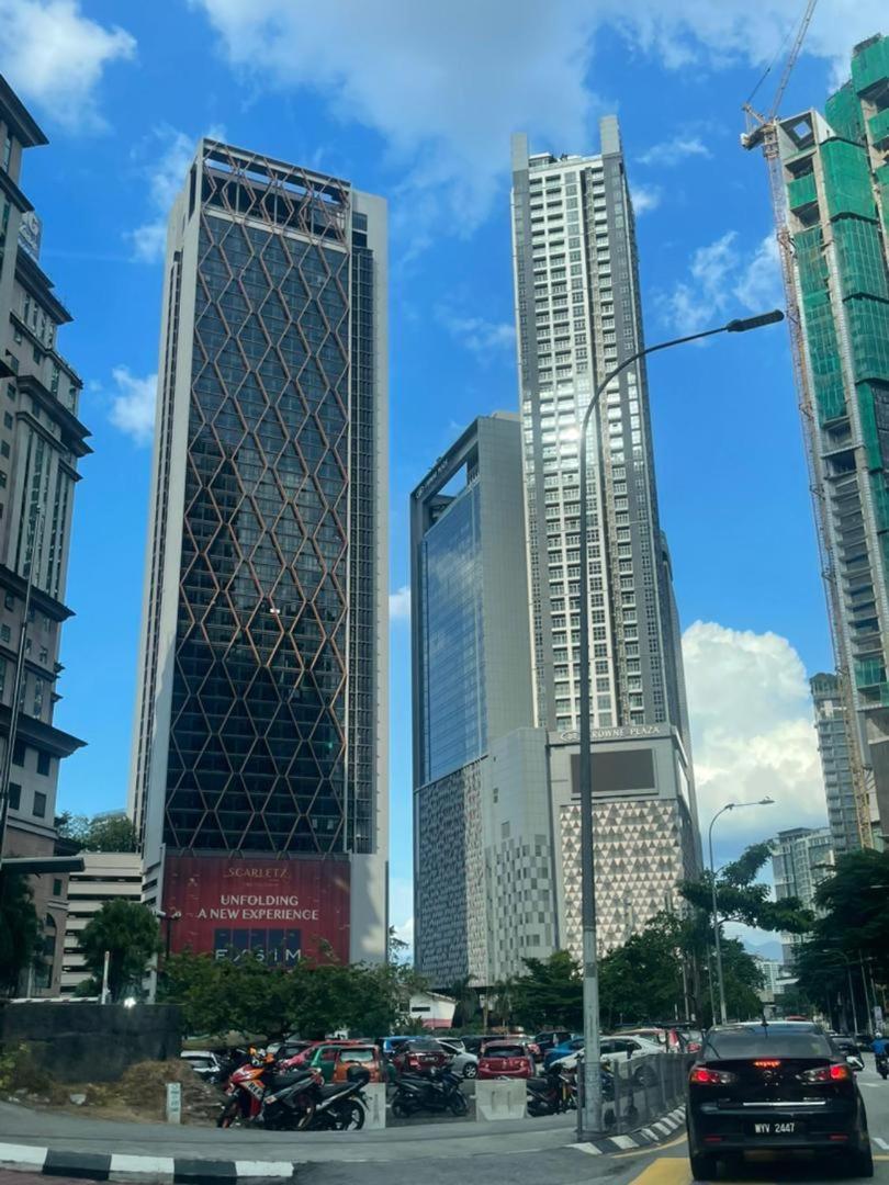 Scarletz Suites Twin Tower Klcc Kuala Lumpur By Okidoki Экстерьер фото