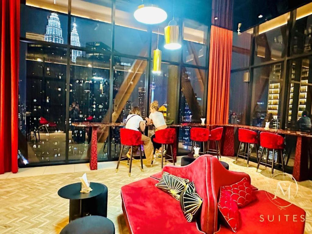Scarletz Suites Twin Tower Klcc Kuala Lumpur By Okidoki Экстерьер фото