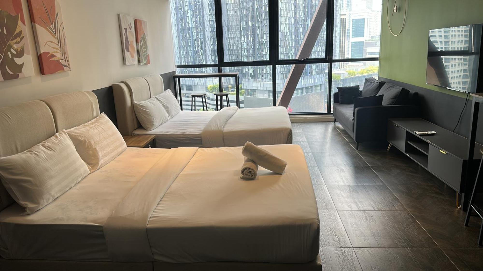 Scarletz Suites Twin Tower Klcc Kuala Lumpur By Okidoki Экстерьер фото